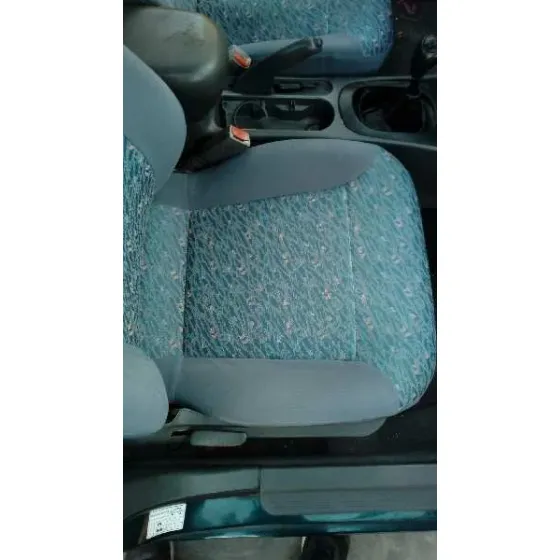 KIA SHUMA '1999 1.5 LS BERLINA PORTON VERDE OSCURO