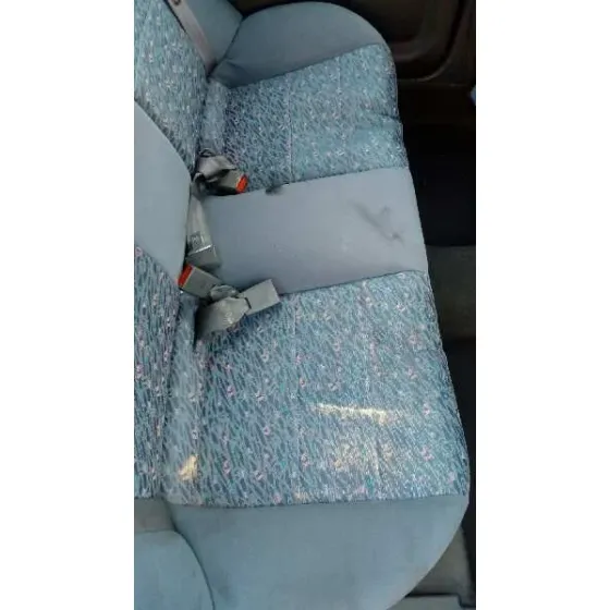 KIA SHUMA '1999 1.5 LS BERLINA PORTON VERDE OSCURO