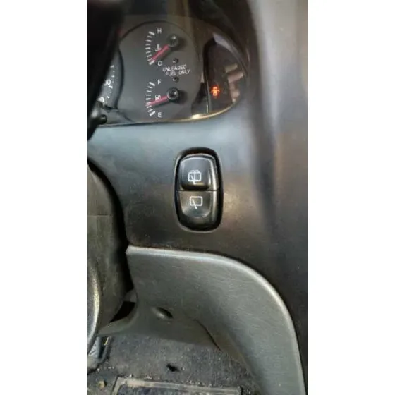 KIA SHUMA '1999 1.5 LS BERLINA PORTON VERDE OSCURO