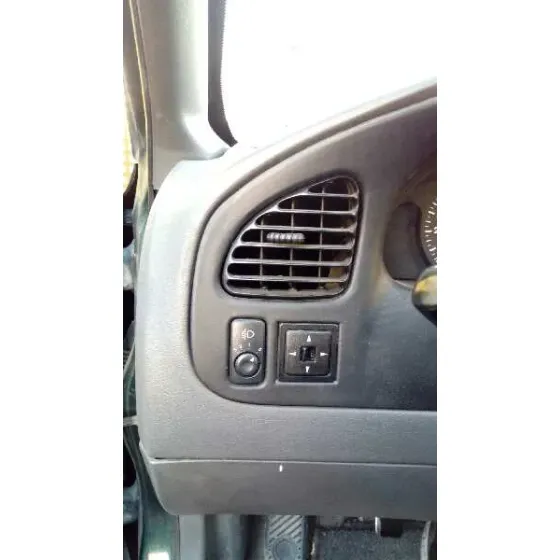 KIA SHUMA '1999 1.5 LS BERLINA PORTON VERDE OSCURO