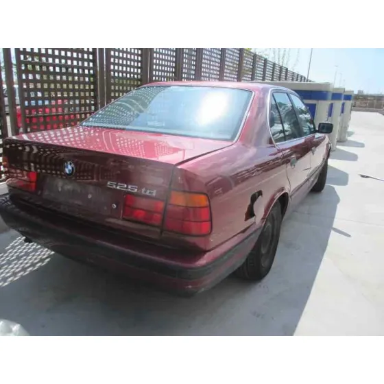 BMW SERIE 5 BERLINA (E34) '1993 525TD