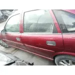 OPEL VECTRA B BERLINA OPEL VECTRA B BERLINA '2000 2.0 DTI ROJO 1995
