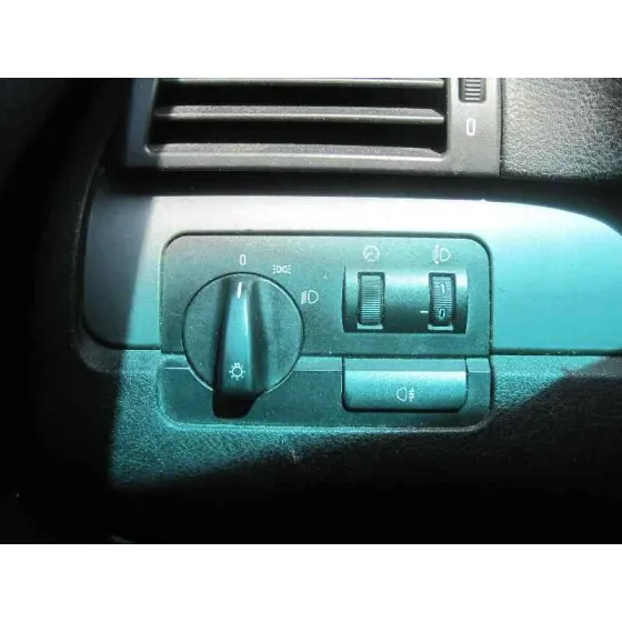BMW SERIE 3 BERLINA (E46) '1998 316I PLATA