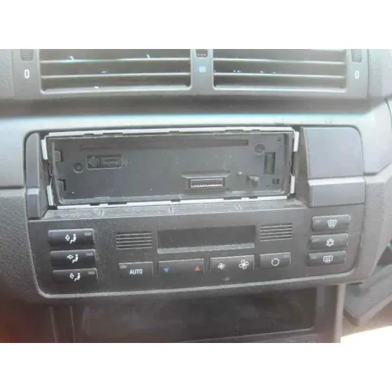 BMW SERIE 3 BERLINA (E46) '1998 316I PLATA
