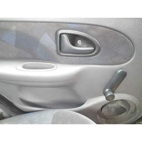 RENAULT CLIO II FASE I (B/CBO) '1999 1.9 DIESEL GRIS CLARO