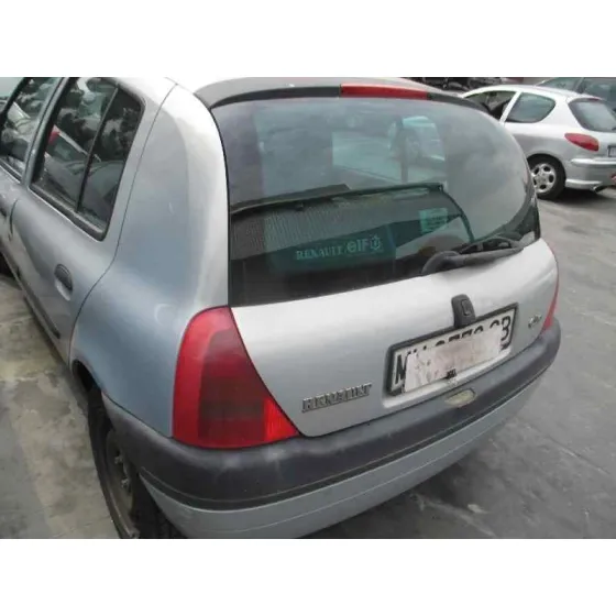 RENAULT CLIO II FASE I (B/CBO) '1999 1.9 DIESEL GRIS CLARO