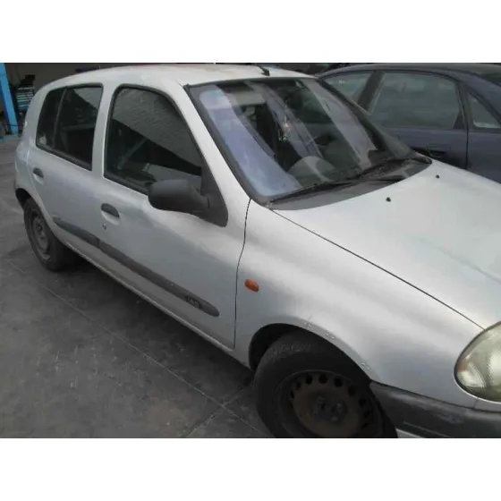 RENAULT CLIO II FASE I (B/CBO) '1999 1.9 DIESEL GRIS CLARO