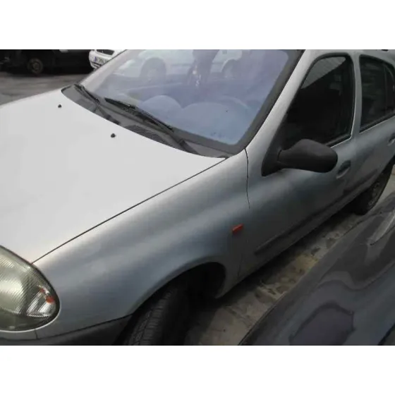 RENAULT CLIO II FASE I (B/CBO) '1999 1.9 DIESEL GRIS CLARO