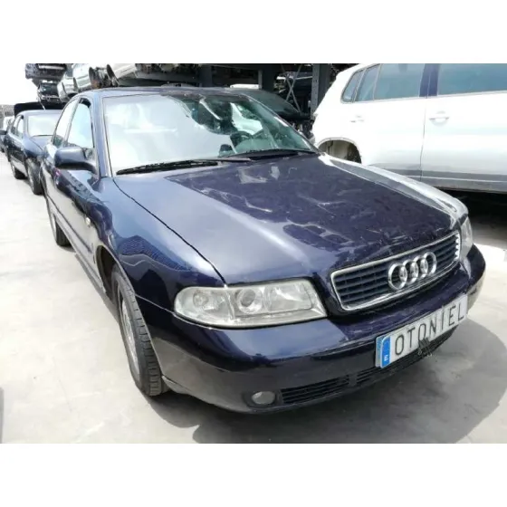 AUDI A4 BERLINA (B5) '2000 1.8 AZUL
