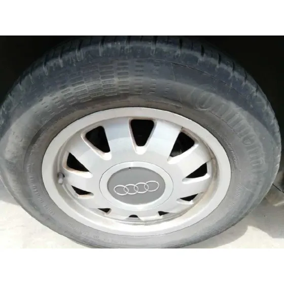 AUDI A4 BERLINA (B5) '2000 1.8 AZUL
