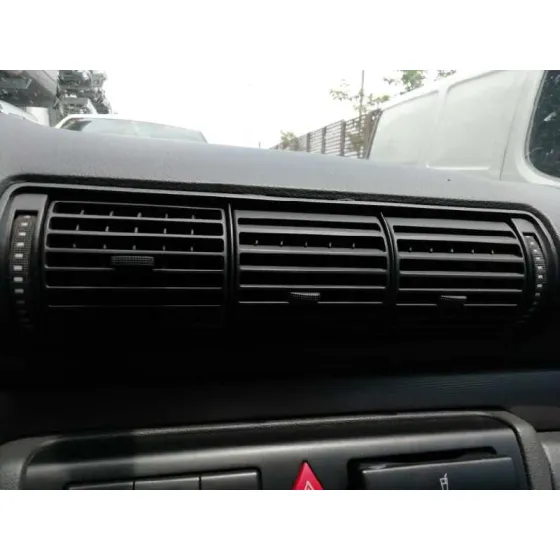AUDI A4 BERLINA (B5) '2000 1.8 AZUL