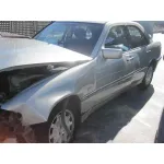 MERCEDES-BENZ CLASE C (W202) BERLINA MERCEDES CLASE C (W202) BERLINA '1999 180 (202.018) MARRON CLARO 1993