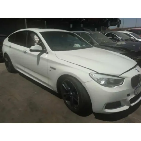 BMW SERIE 5 GRAN TURISMO (F07) '2014 3.0 TURBODIESEL BLANCO