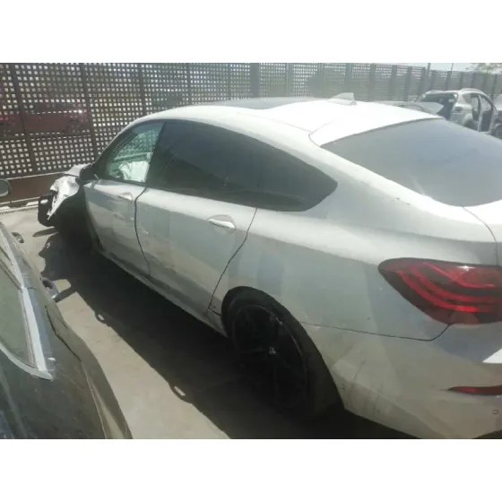 BMW SERIE 5 GRAN TURISMO (F07) '2014 3.0 TURBODIESEL BLANCO