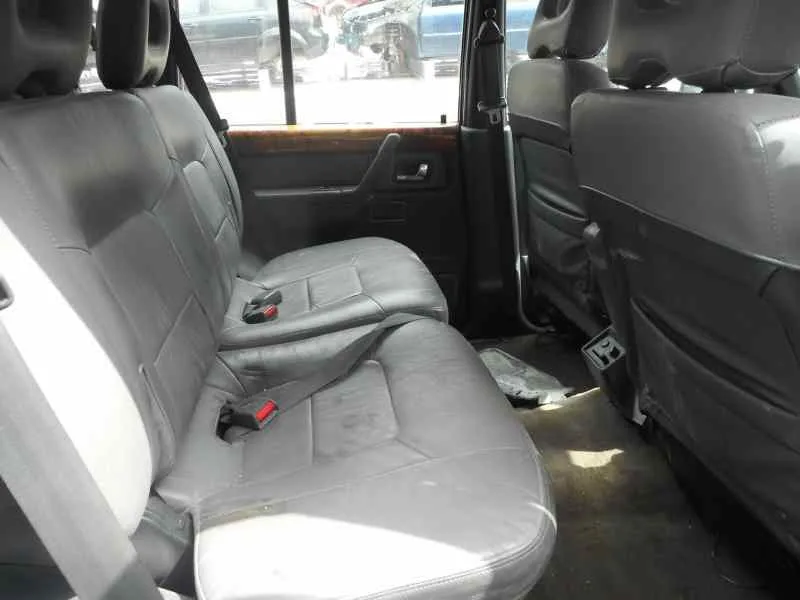 MITSUBISHI MONTERO (L040) '1984 * AZUL