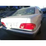 MERCEDES-BENZ CLASE E (W210) BERLINA DIESEL MERCEDES CLASE E (W210) BERLINA DIESEL '1998 3.0 TURBODIESEL CAT GRIS PLATA 1995