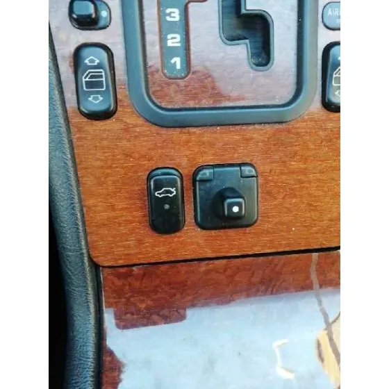 MERCEDES CLASE E (W210) BERLINA DIESEL '1998 3.0 TURBODIESEL CAT GRIS PLATA