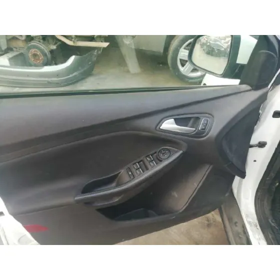 FORD FOCUS LIM. '2015 TREND + BLANCO