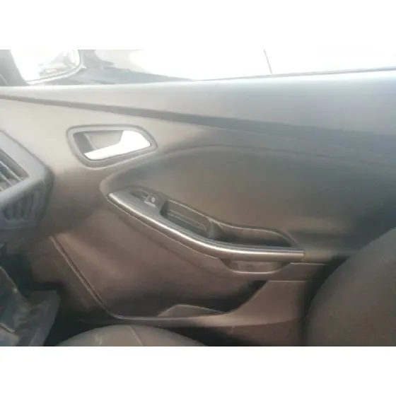 FORD FOCUS LIM. '2015 TREND + BLANCO