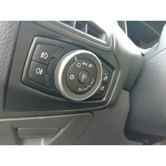 FORD FOCUS LIM. '2015 TREND + NEGRO