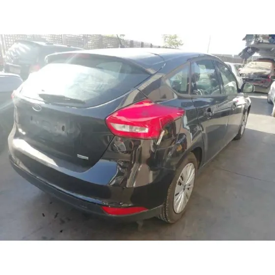 FORD FOCUS LIM. '2015 TREND + NEGRO