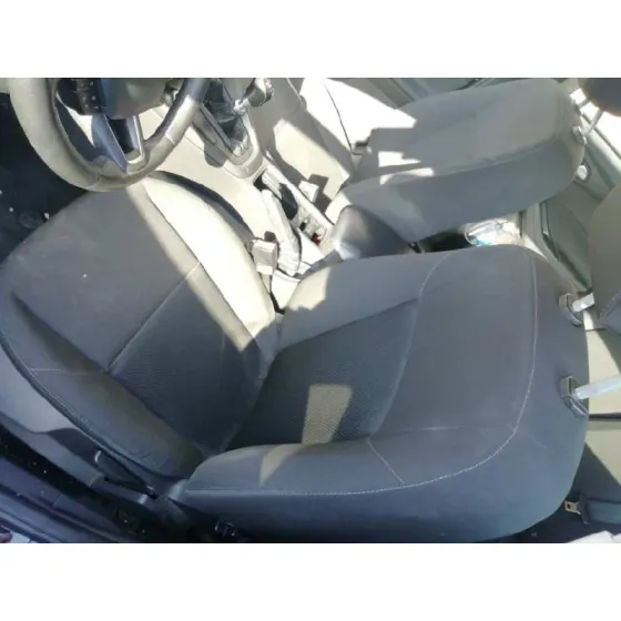 FORD FOCUS LIM. '2015 TREND + NEGRO