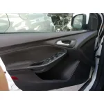 FORD FOCUS LIM. FORD FOCUS LIM. '2015 TREND BLANCO 2014