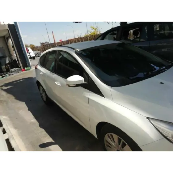 FORD FOCUS LIM. '2015 TREND BLANCO