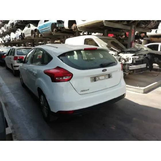 FORD FOCUS LIM. '2015 TREND BLANCO