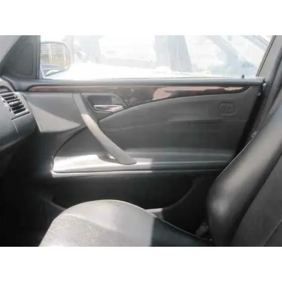 MERCEDES CLASE E (W210) FAMILIAR '2000 220 T CDI (210.206) GRIS