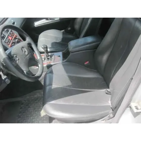 MERCEDES CLASE E (W210) FAMILIAR '2000 220 T CDI (210.206) GRIS