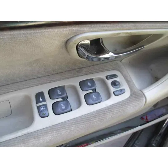 VOLVO S80 BERLINA '2000 2.4 (103KW) GRANATE