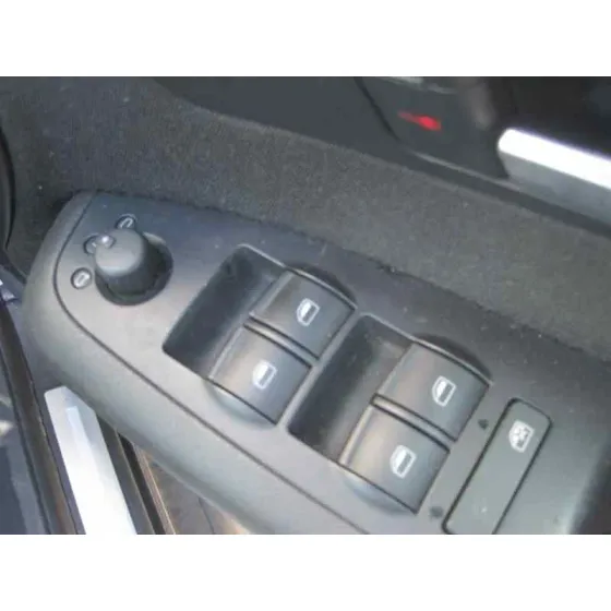 AUDI A4 BERLINA (8E) '2006 2.0 TDI 16V (103KW) NEGRO