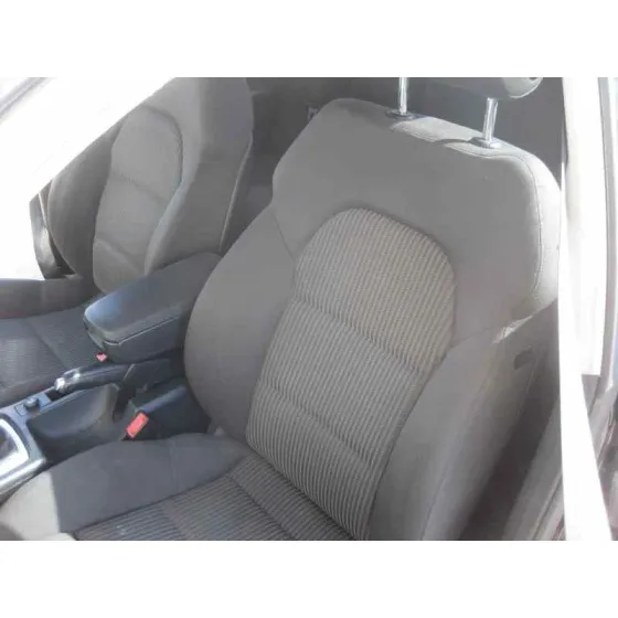 AUDI A4 BERLINA (8E) '2006 2.0 TDI 16V (103KW) NEGRO