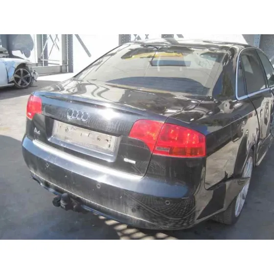 AUDI A4 BERLINA (8E) '2006 2.0 TDI 16V (103KW) NEGRO