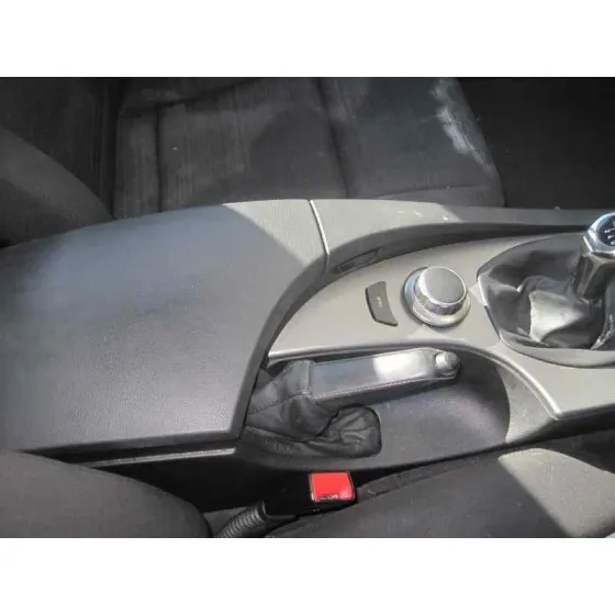 BMW SERIE 5 BERLINA (E60) '2007 520D GRIS CENIZA