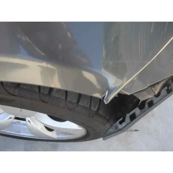 BMW SERIE 5 BERLINA (E60) '2007 520D GRIS CENIZA