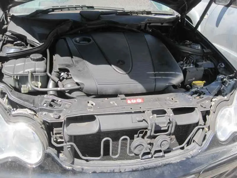 MERCEDES-BENZ CLASE C (W203) BERLINA MERCEDES CLASE C (W203) BERLINA '2000 200 CDI (LA) (203.007) 2003