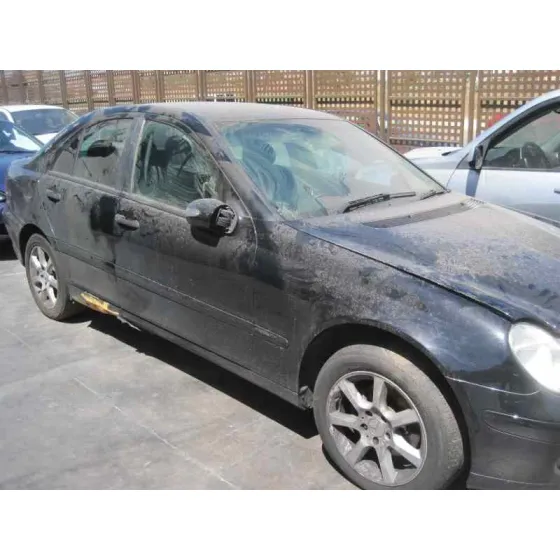 MERCEDES CLASE C (W203) BERLINA '2000 200 CDI (LA) (203.007)