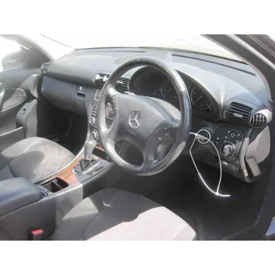 MERCEDES CLASE C (W203) BERLINA '2000 200 CDI (LA) (203.007)