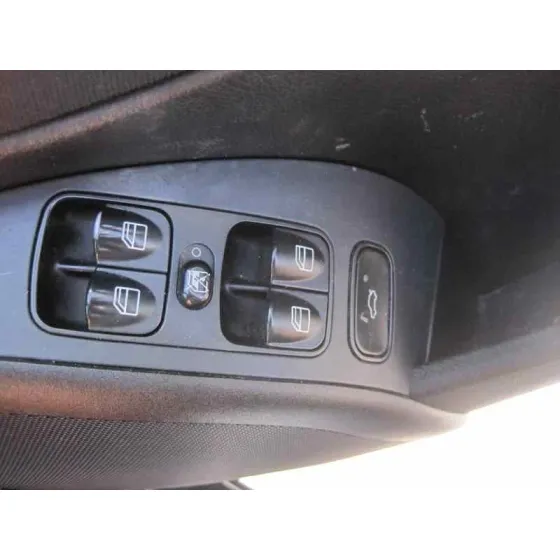 MERCEDES CLASE C (W203) BERLINA '2000 200 CDI (LA) (203.007)