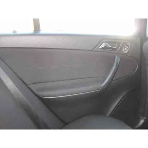 MERCEDES CLASE C (W203) BERLINA '2000 200 CDI (LA) (203.007)