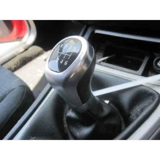 BMW SERIE 1 BERLINA (E81/E87) '2004 118D ROJO