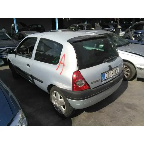 RENAULT CLIO II FASE I (B/CBO) '1999 1.9 D PLATA