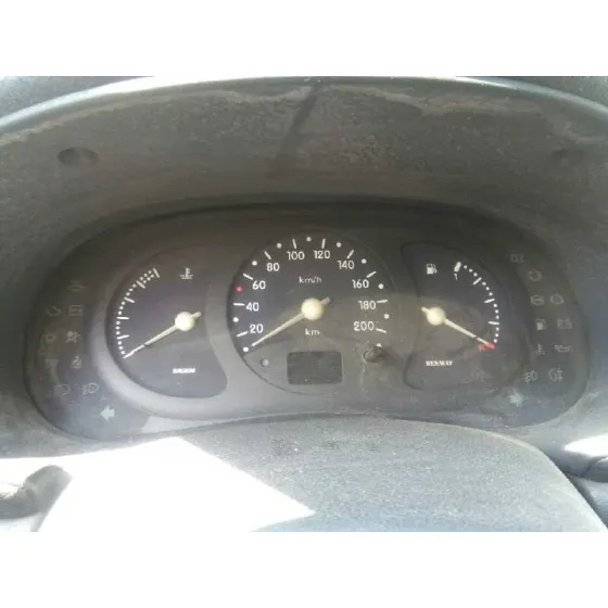 RENAULT CLIO II FASE I (B/CBO) '1999 1.9 D PLATA