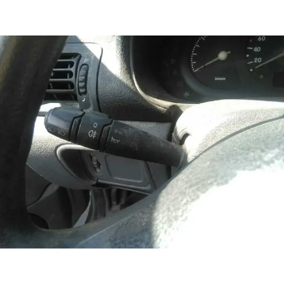 RENAULT CLIO II FASE I (B/CBO) '1999 1.9 D PLATA