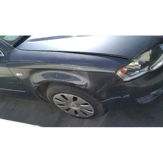 AUDI A4 AVANT (8E) '2006 2.0 TDI GRIS
