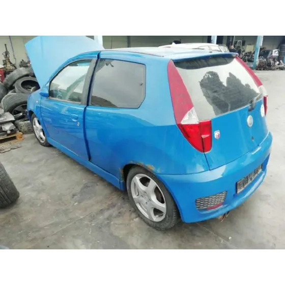 FIAT PUNTO BERLINA (188) '2009 1.4 16V DYNAMIC AZUL