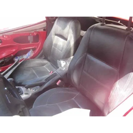 FIAT BARCHETTA (183) '2001 1.8 16V ROJO