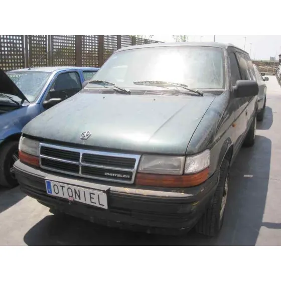 CHRYSLER VOYAGER (ES) '1995 2.5 TD LE GRAND VOYAGER VERDE